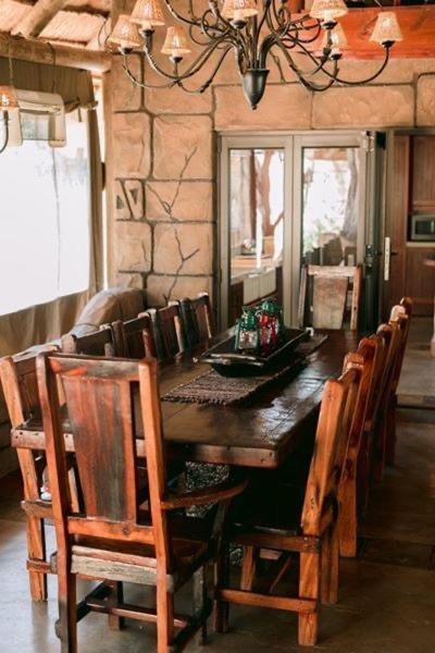Tshukudiba Game Lodge Tom Burke Luaran gambar