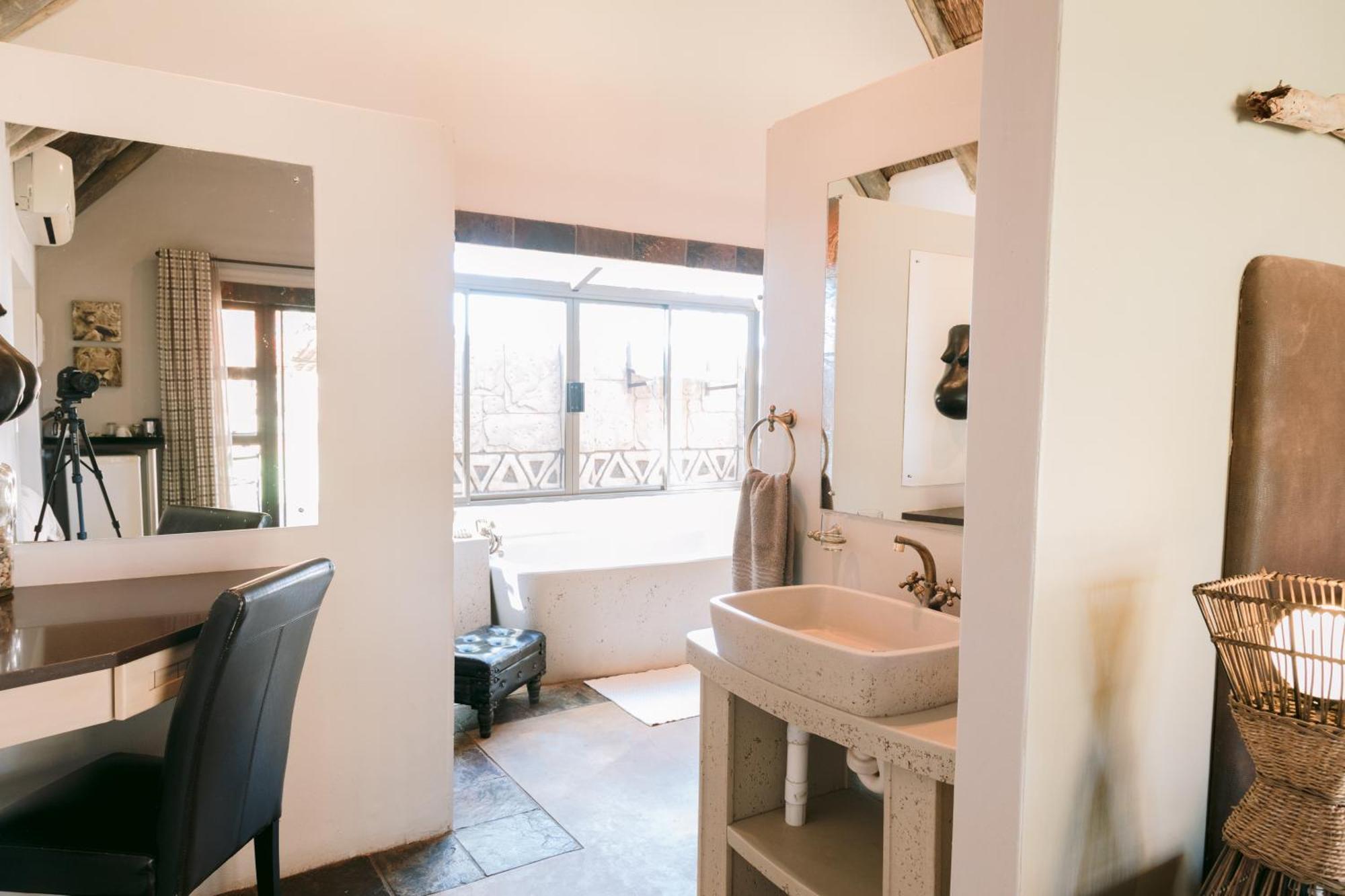 Tshukudiba Game Lodge Tom Burke Luaran gambar